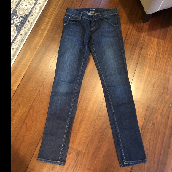 Ladies Hudson Jeans, 31 inch inseam - Picture 2 of 6
